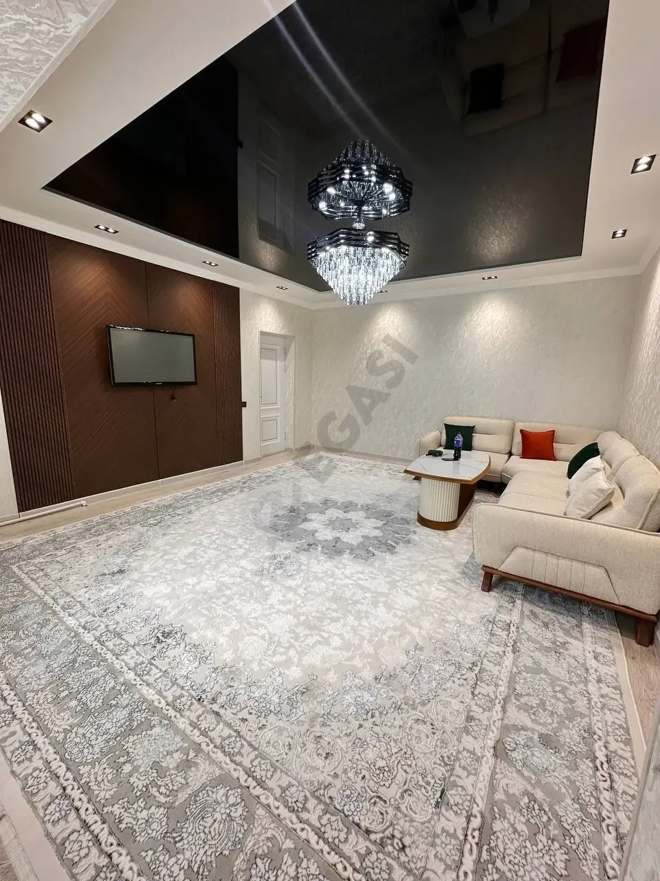 Чиланзар 20А. Ипотека есть. 2ком. 60м² Разделка - Cover Photo