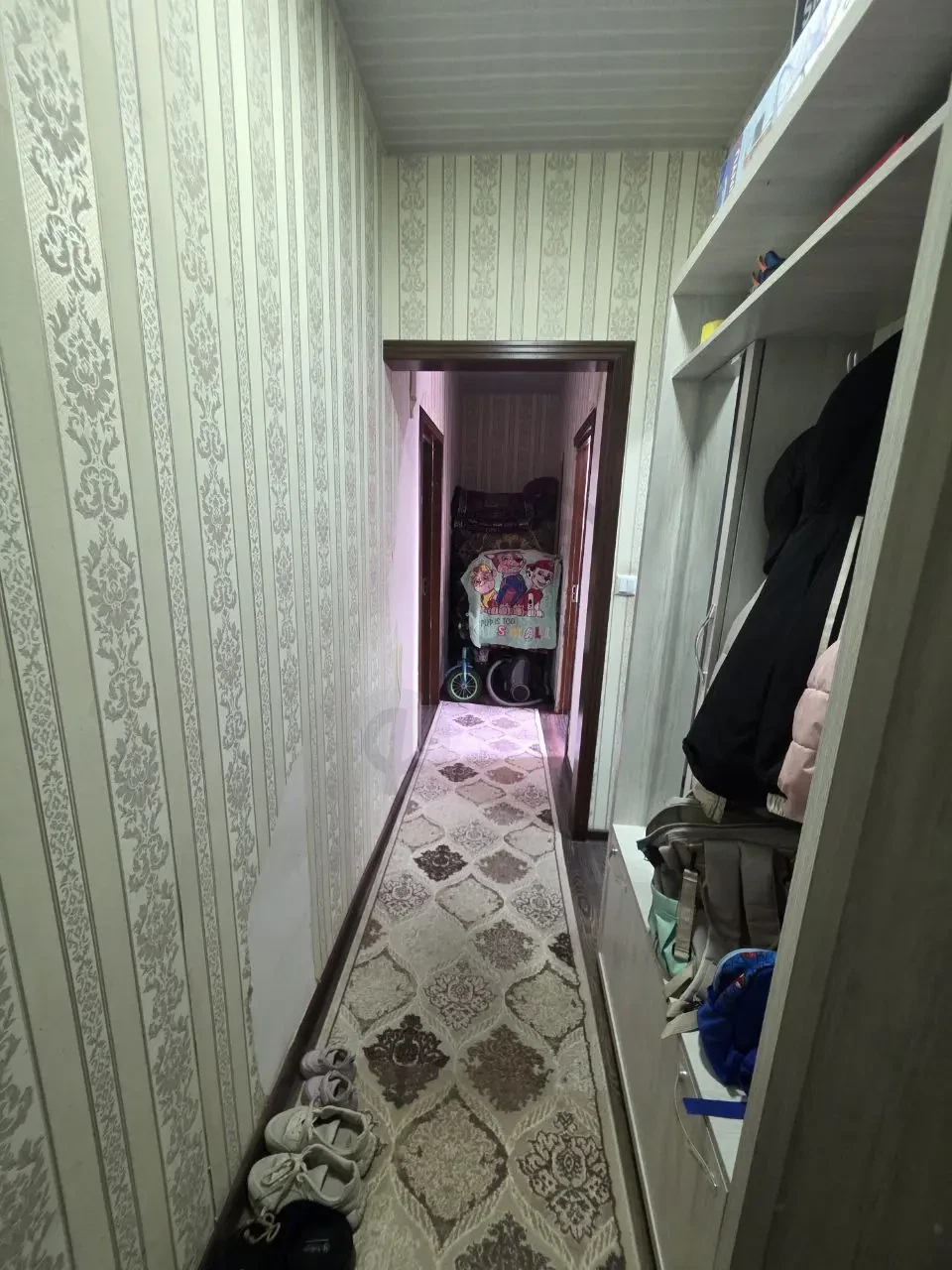 Продаю связи с переездом. Имеется парковка с новесам. - Cover Photo