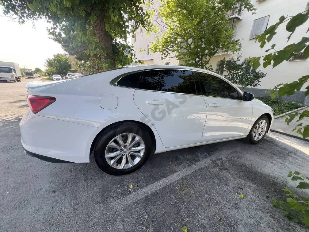 Chevrolet Malibu 2, 2020 - Cover Photo