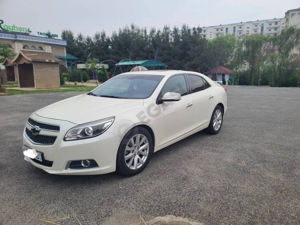 Chevrolet Malibu 1, 2013 - Cover Photo