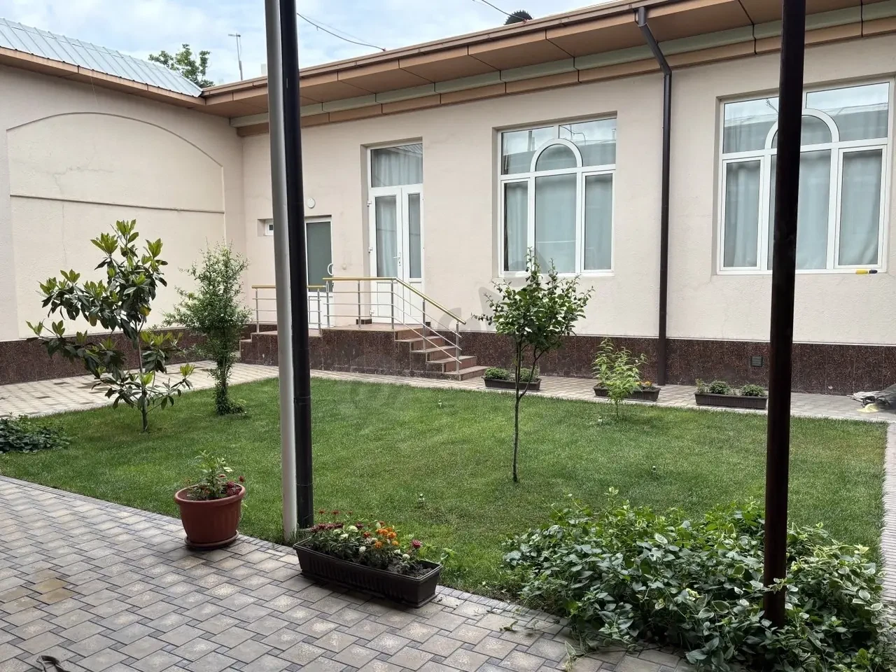Image 4