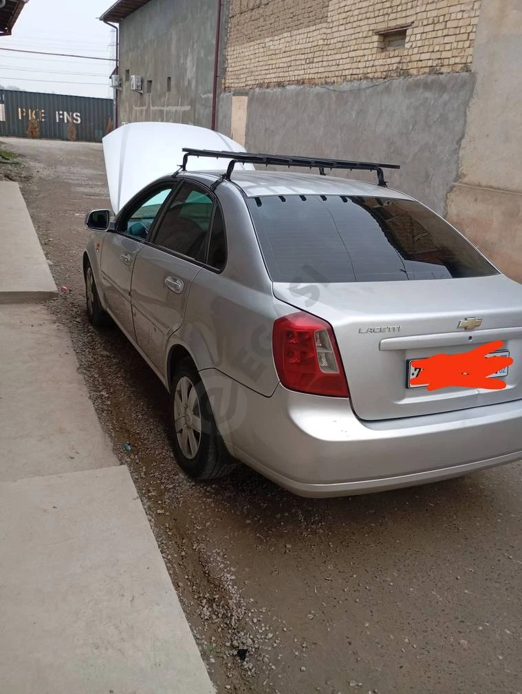 Chevrolet Lacetti, 2015 - Cover Photo