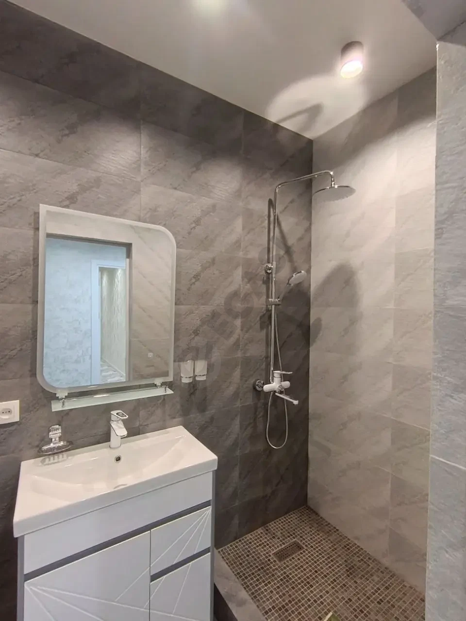 Image 10