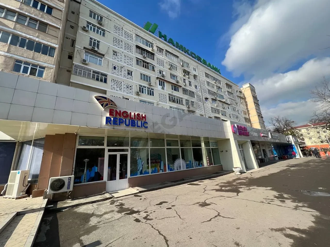Продается Нежилой помещения Район-#МирзоУлугбекский район Ор-тр- Максим Горький - Cover Photo
