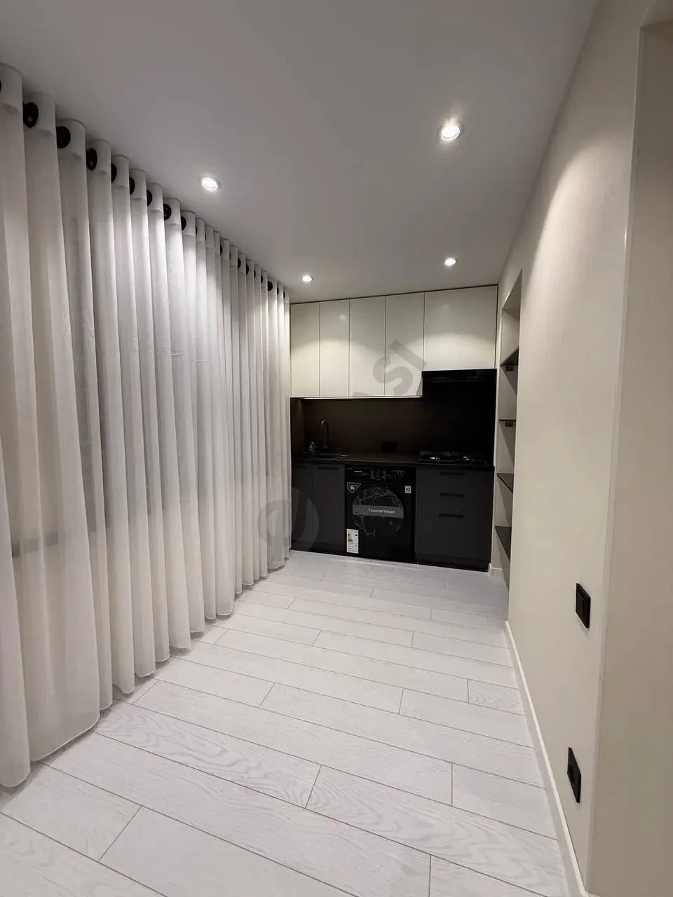 Image 8