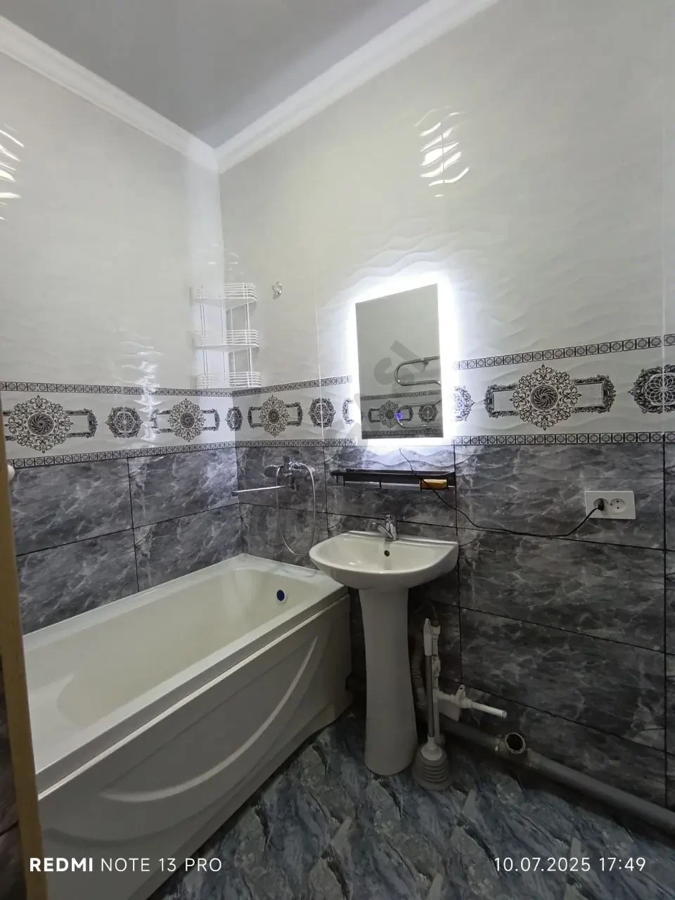 Image 7