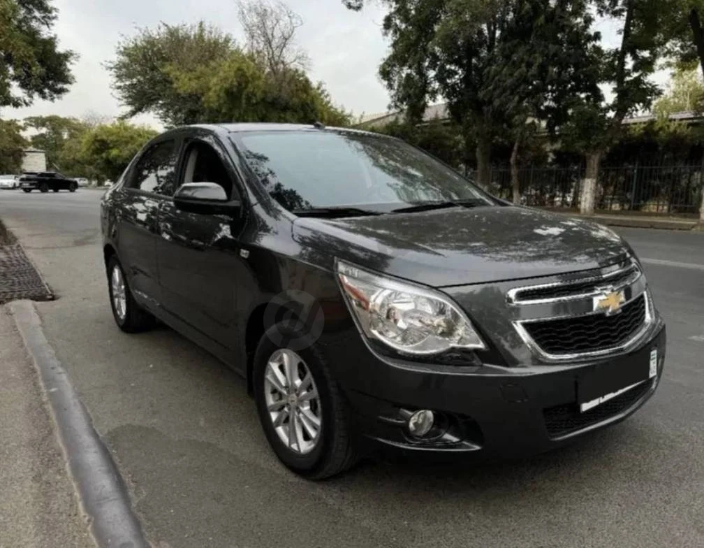 Chevrolet Cobalt, 2020 - Cover Photo