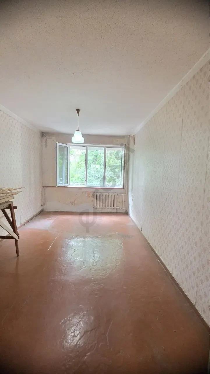 CHLONZOR19/3/3/4/65M²+BALKON 1,5X3 - Cover Photo