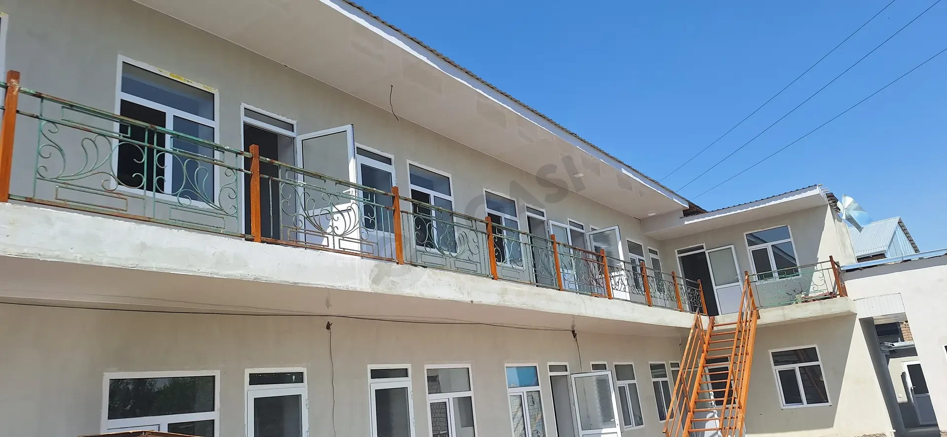 Hostel ishlab turgan joy oyiga 40-50 mln daromati bor - Cover Photo