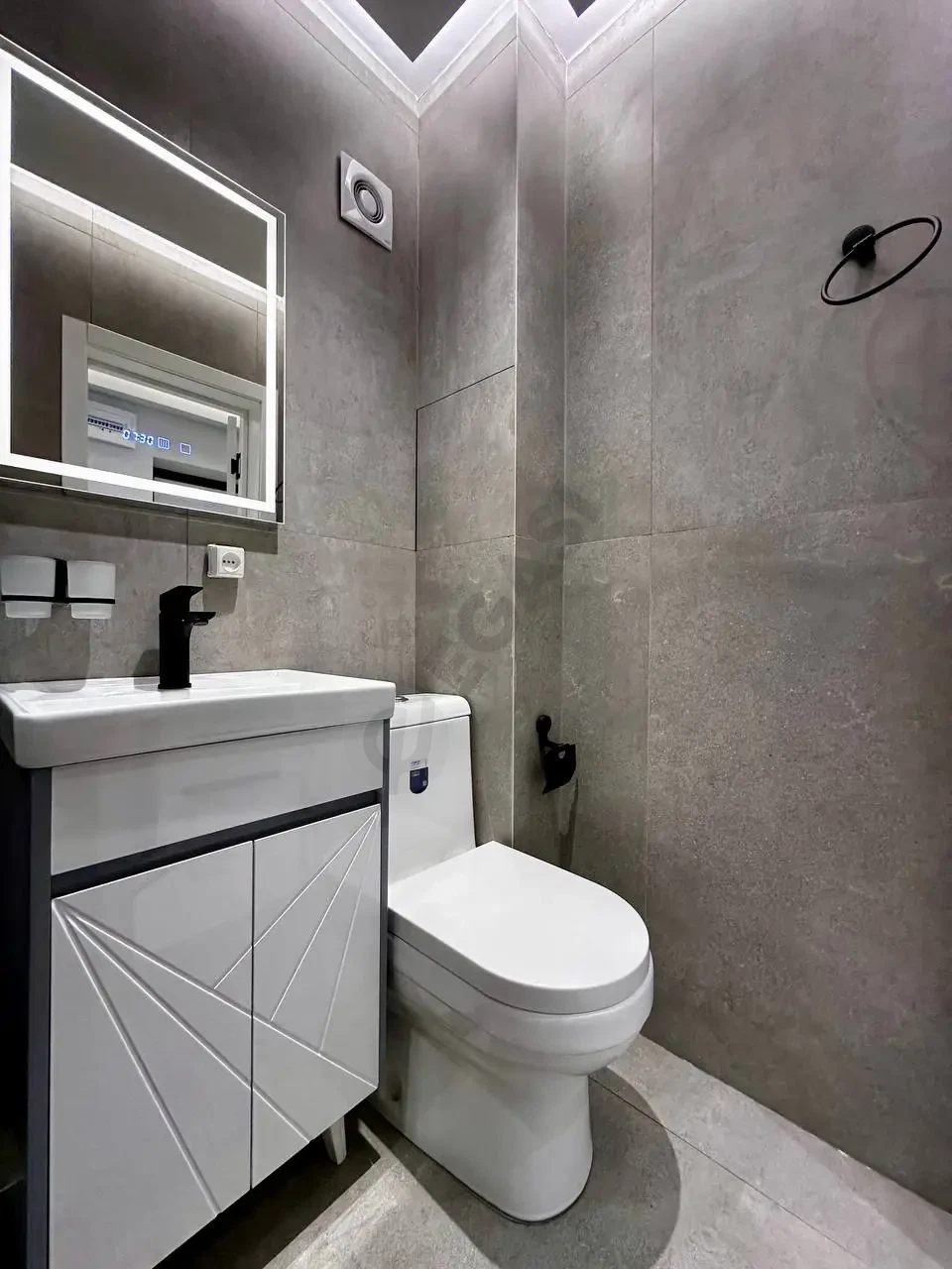 Image 9
