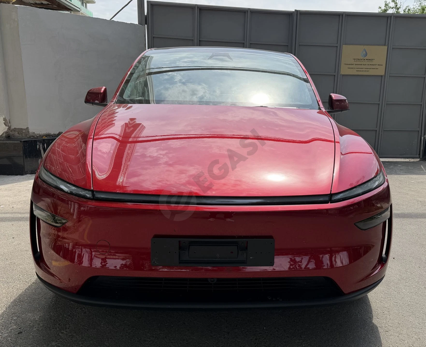 Tesla model Y Juniper - Cover Photo