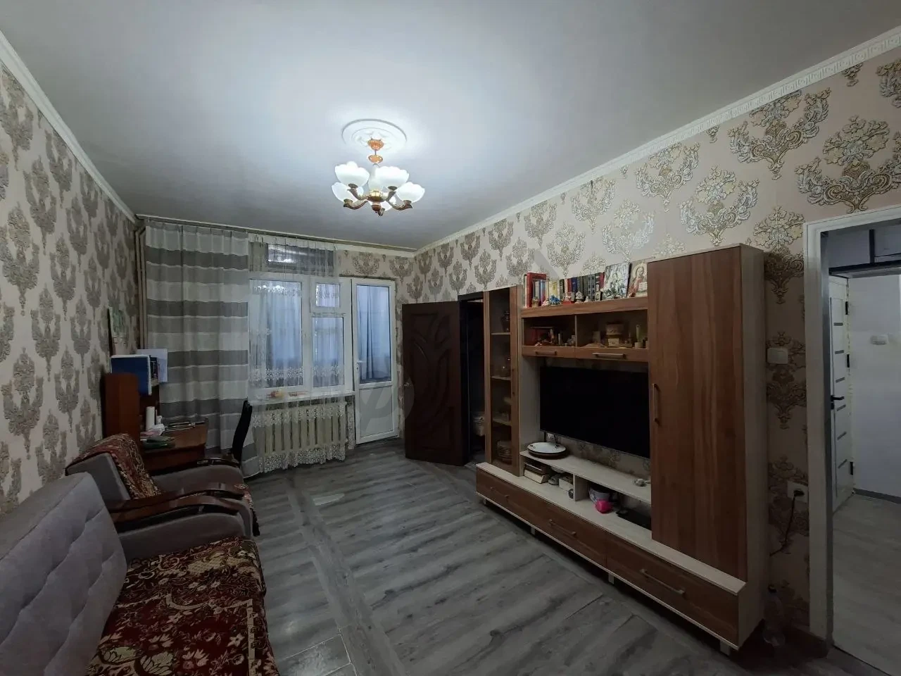 Image 4