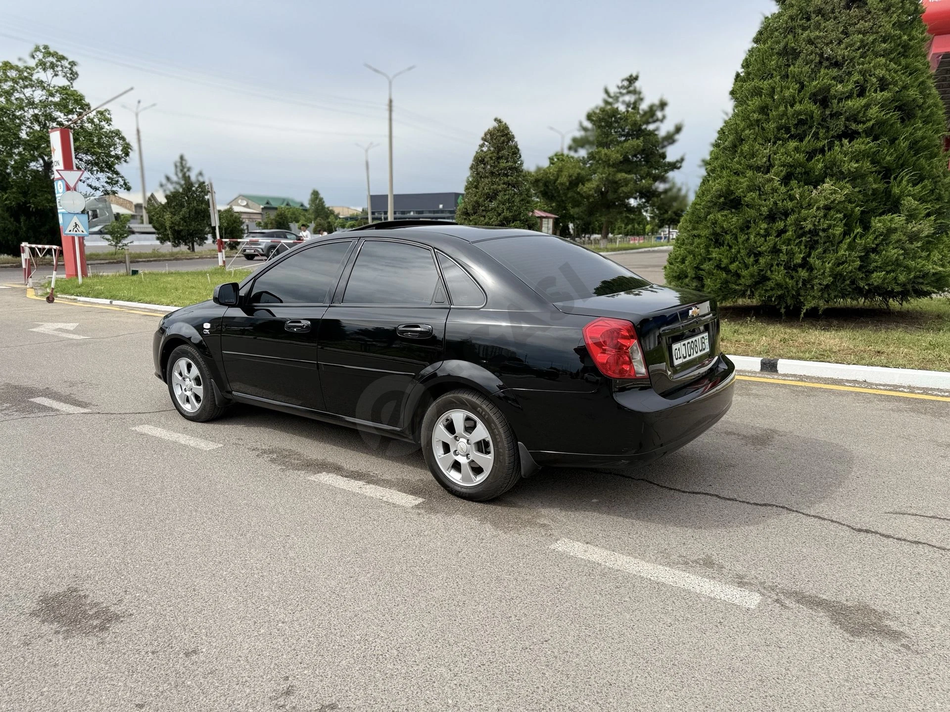 Image 4