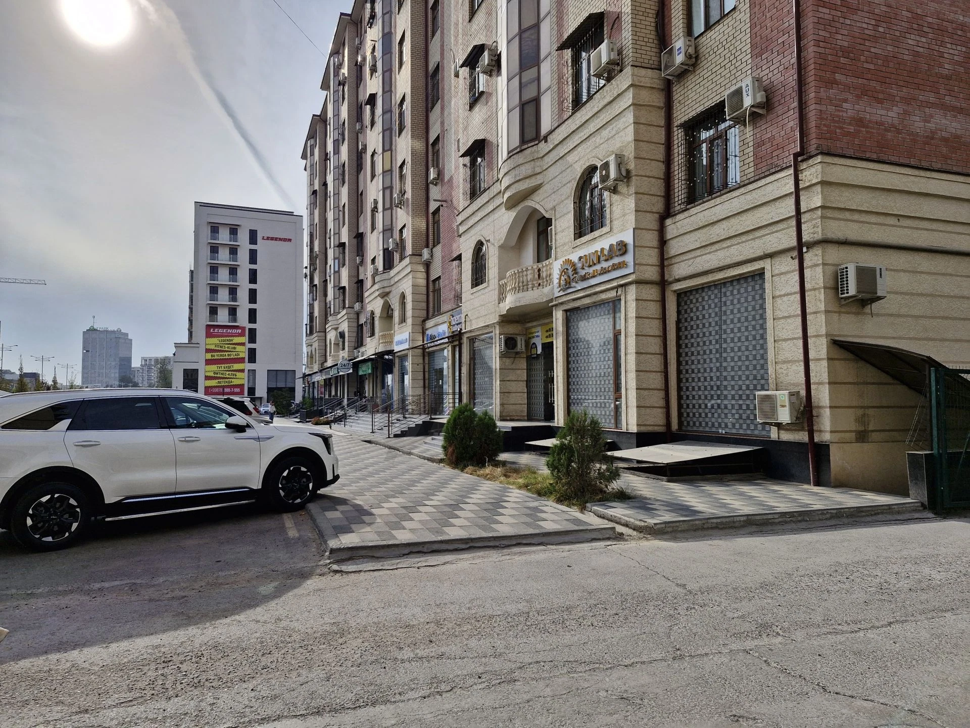 Махтумкули первая линия, нежилое помещение, цоколь 260м², коробка - Cover Photo