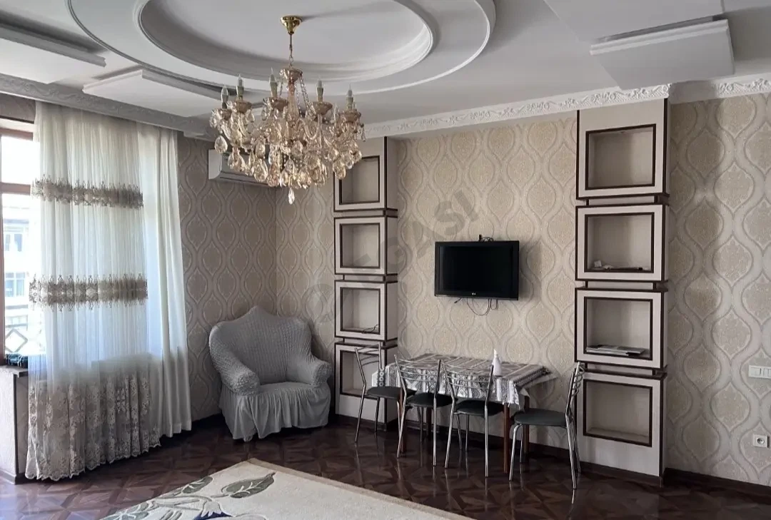 Аренда 2 комнатной квартиры Юнусабад 5-квартал Шохсарой ЖК Yetti Chinar (Golden House) - Cover Photo