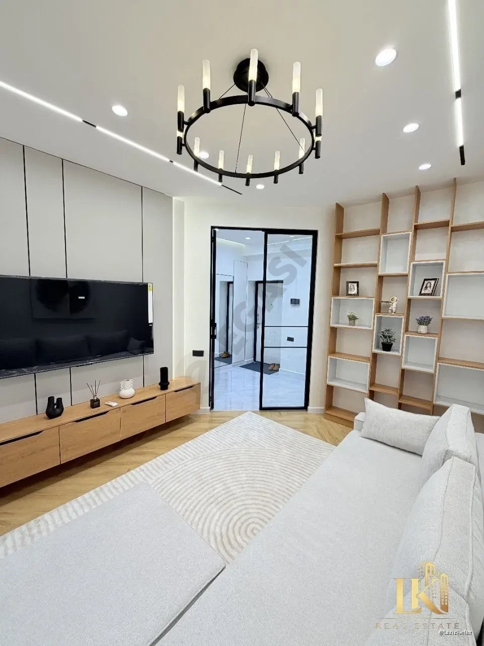 #9800 Продаётся: 🏠🏠🏠🏠🏠 Яккасарайский район Ул. Кичик Халка Йули НОВОСТРОЙКА Комплекс "CITY MALL" Зас - Cover Photo