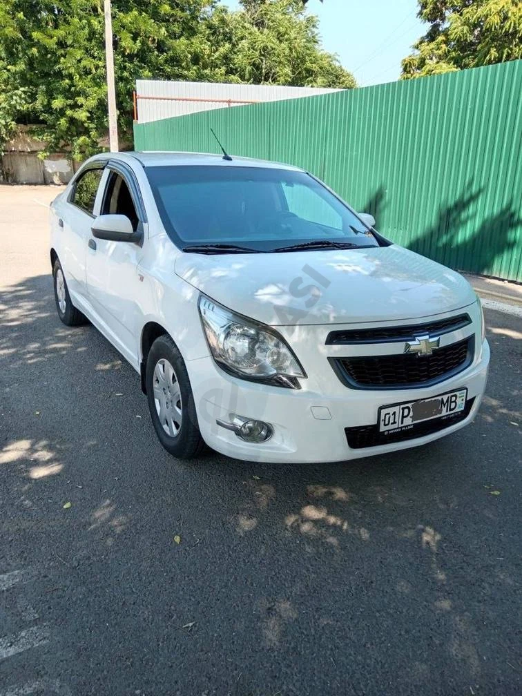 Chevrolet Cobalt, 2018 - Cover Photo