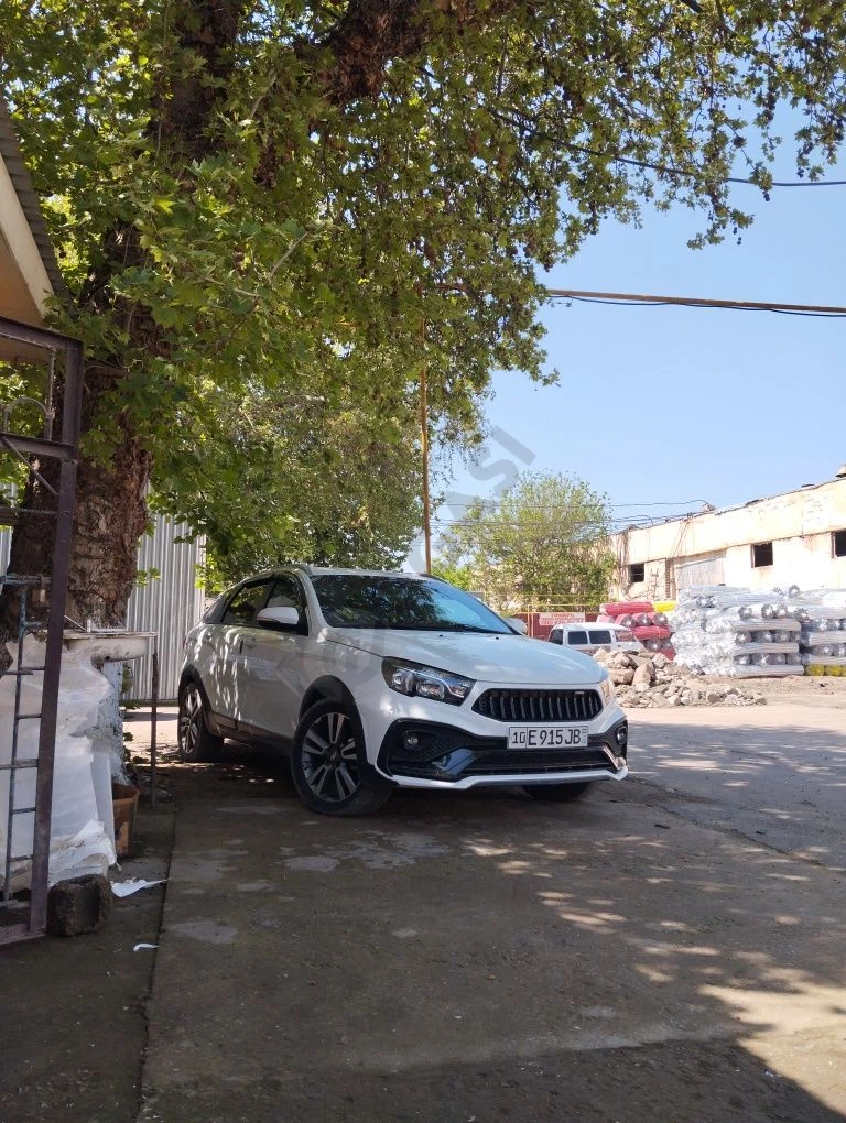 Lada Vesta cross sotiladi - Cover Photo