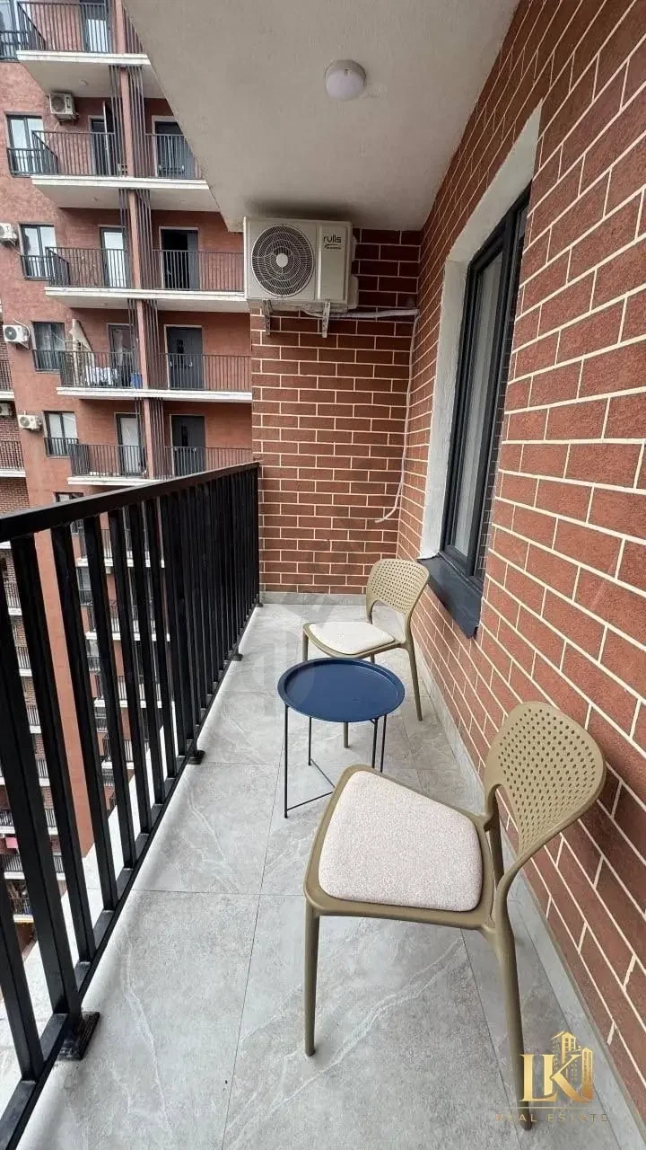 Image 10