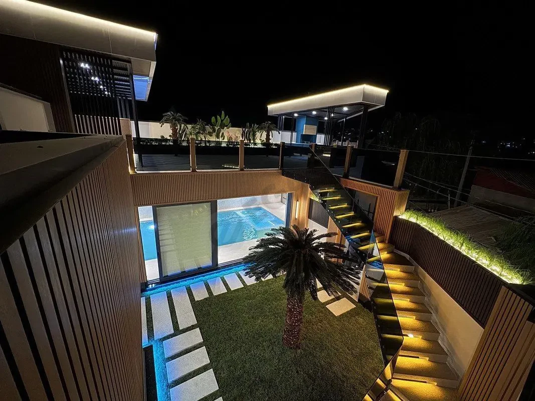 Jaguar villa - Cover Photo