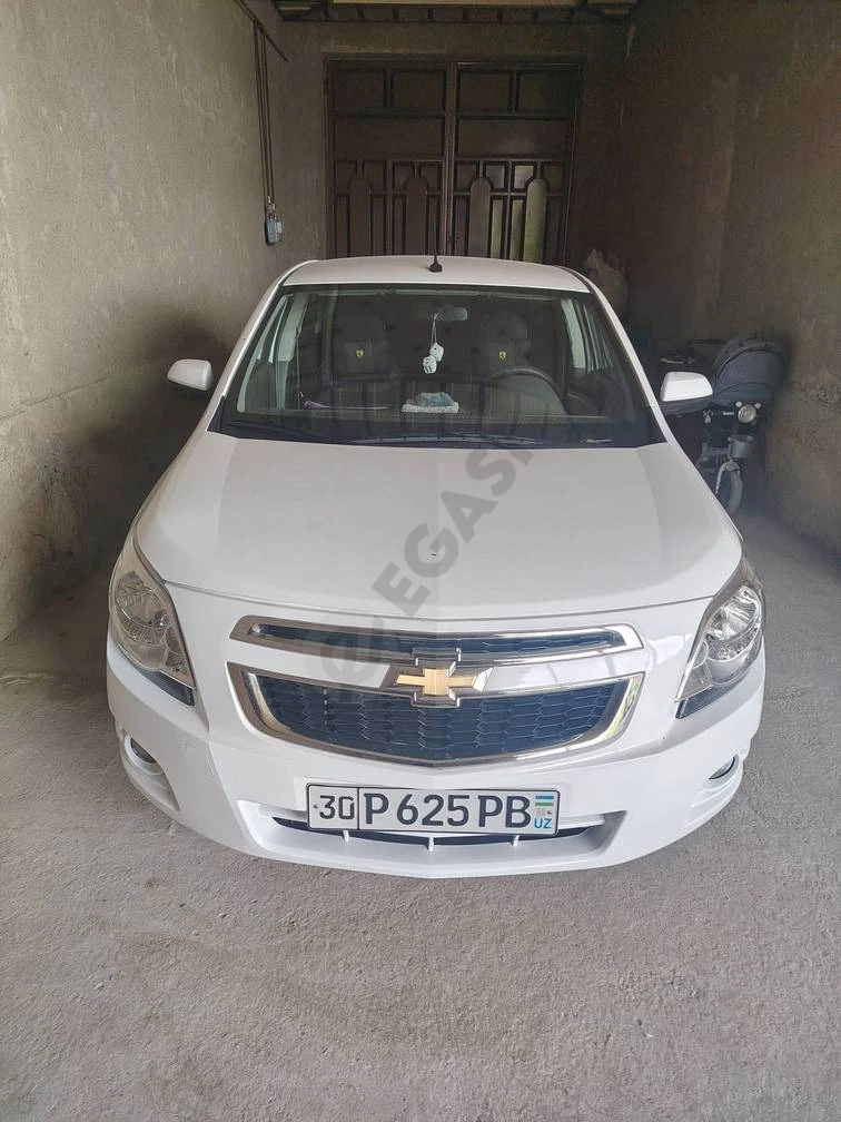 Chevrolet Cobalt, 2022 - Cover Photo