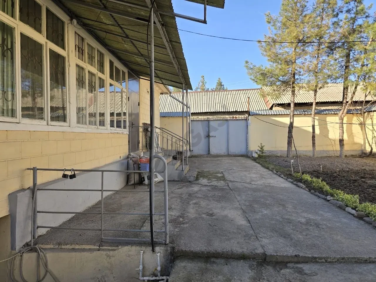 Image 4