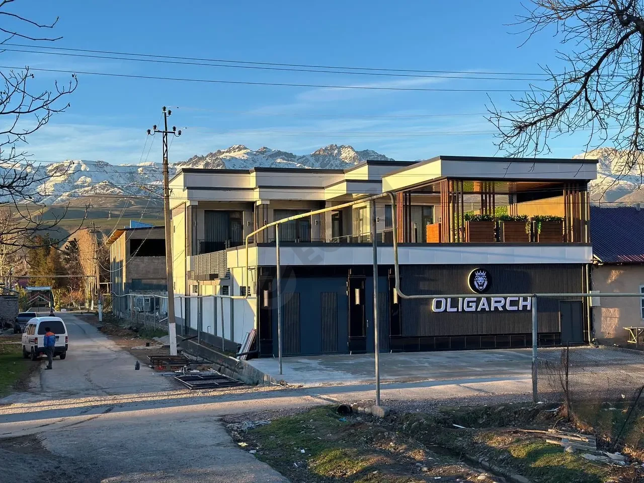 DACHA OLIGARCH BOCHKA CHORVOQ - Cover Photo