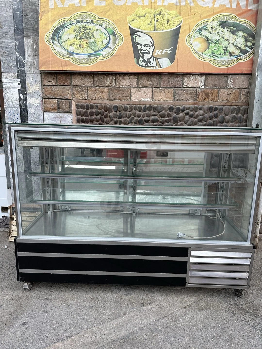 Advertisement - Cover Photo