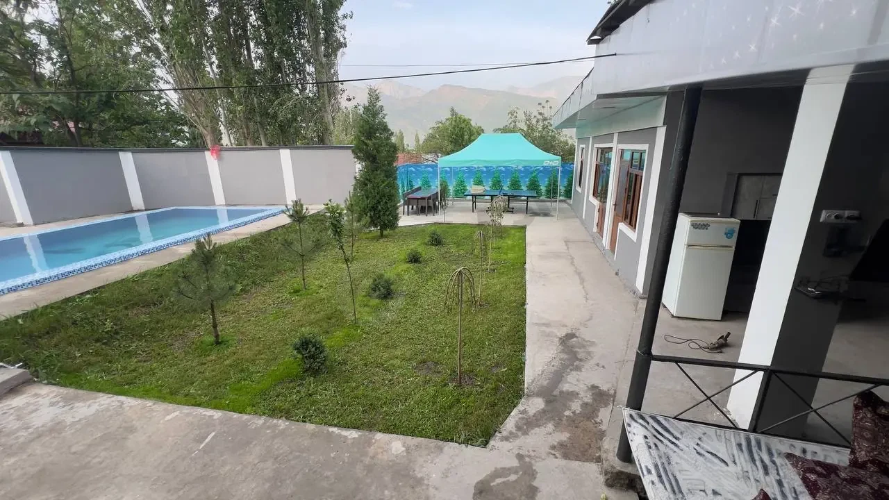Oila va ichkiliksiz ulfatlar uchun dacha - Cover Photo