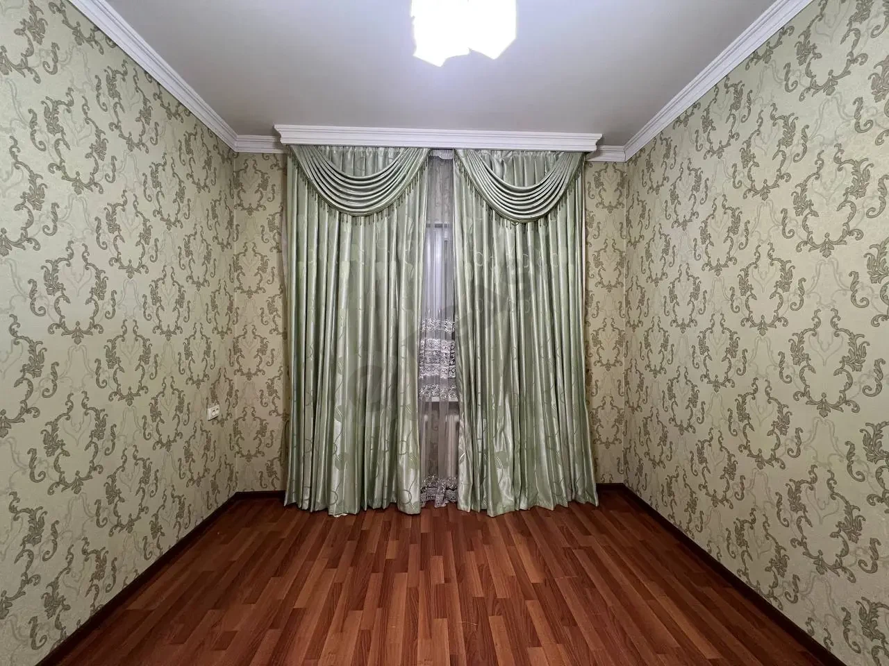 Image 7