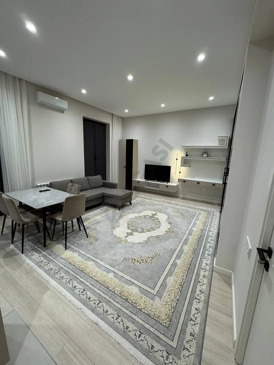 Продаётся СВОЯ квартира в FAZO RESIDENCE - Cover Photo