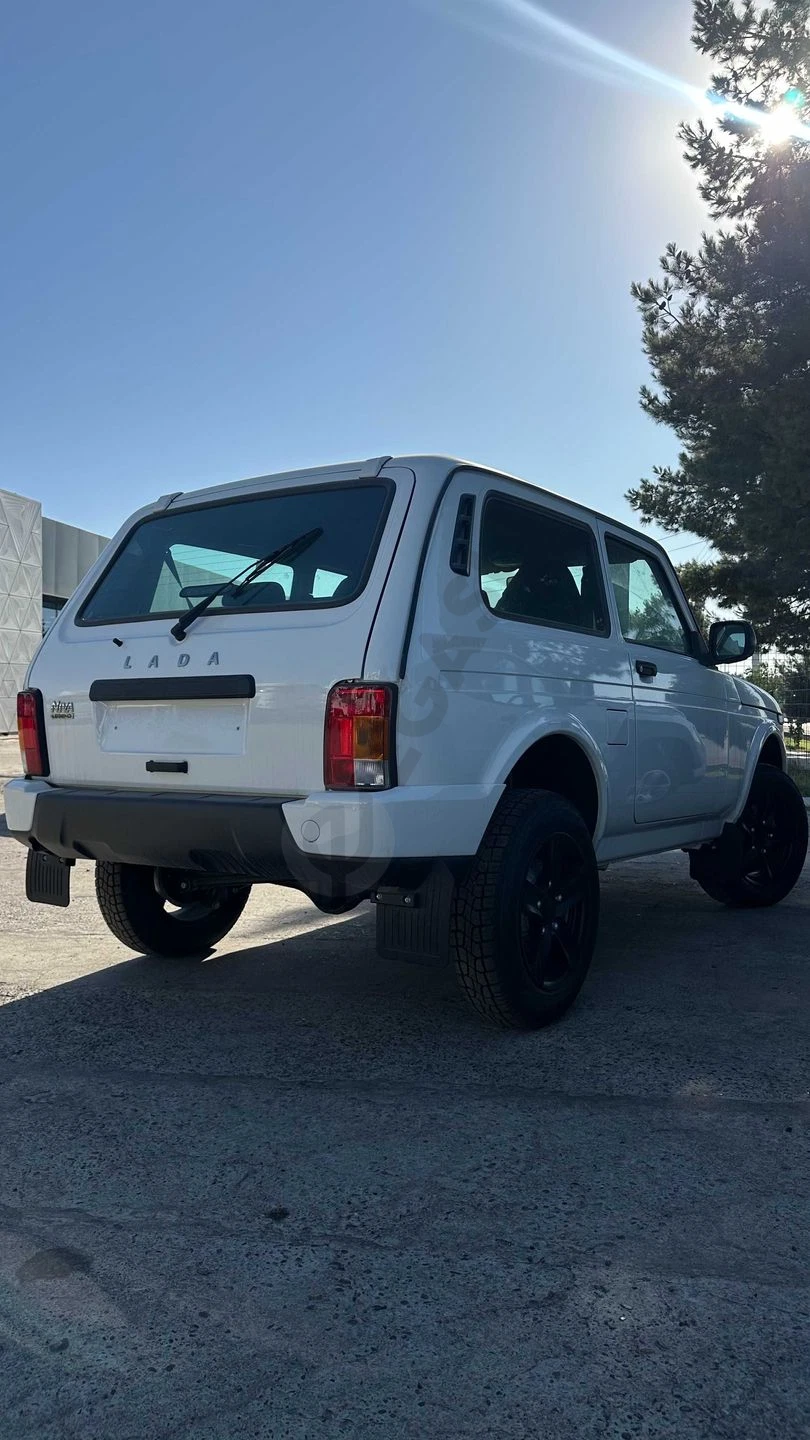 LADA Niva Legend - Cover Photo