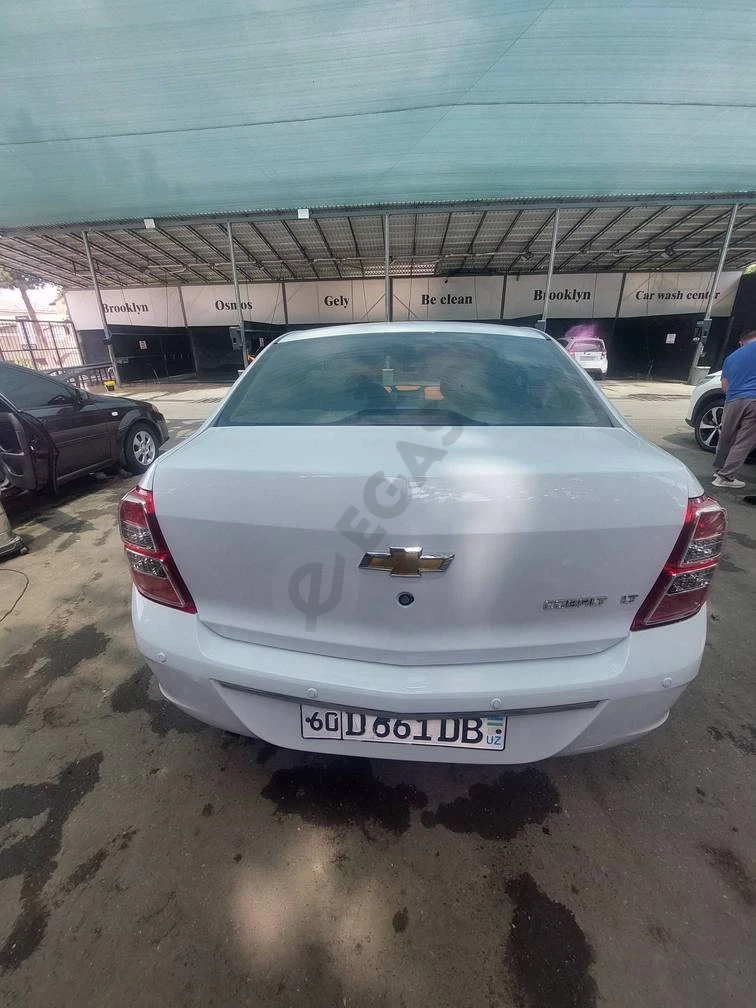 Chevrolet Cobalt, 2018 - Cover Photo