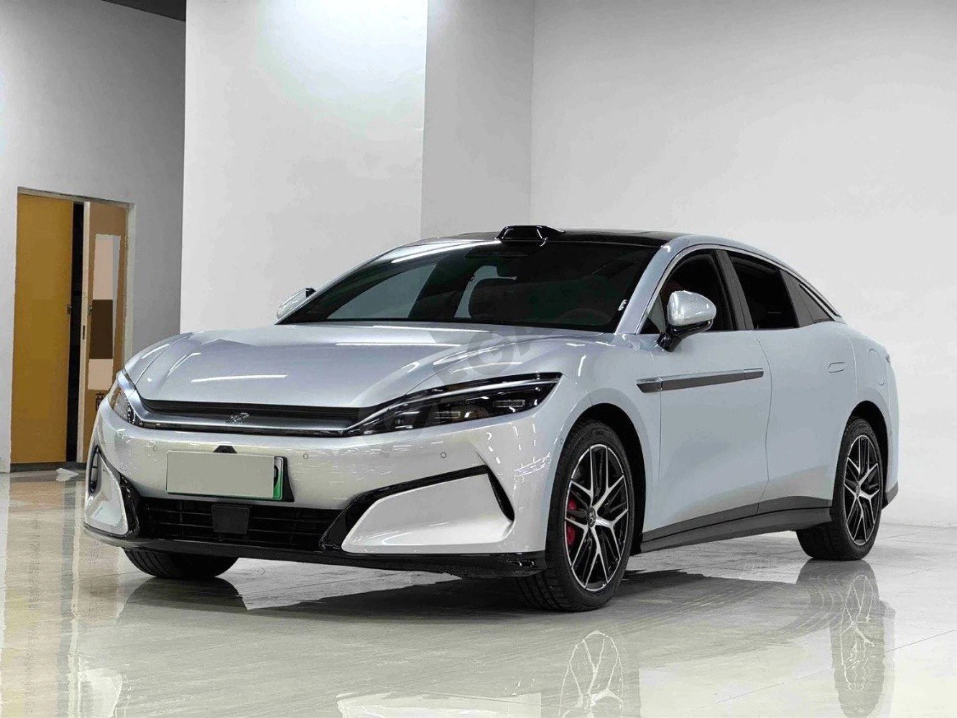 BYD HAN FULL 2,7 c-1100 л/с. 2025- в наличии - Cover Photo