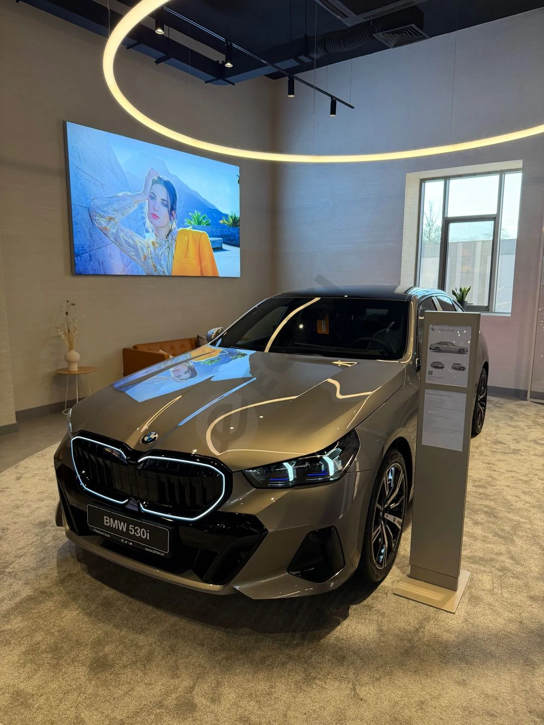 Продам BMW 530i xDrive G60 + официальная гарантия - Cover Photo