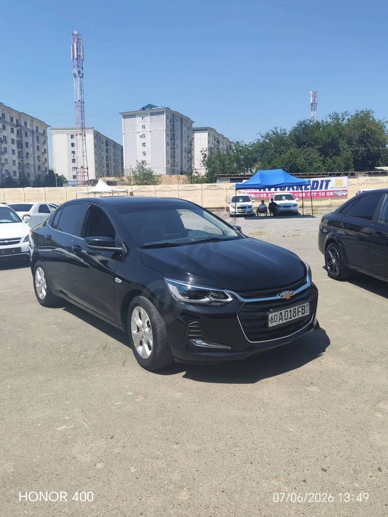 Chevrolet Onix, 2024 - Cover Photo