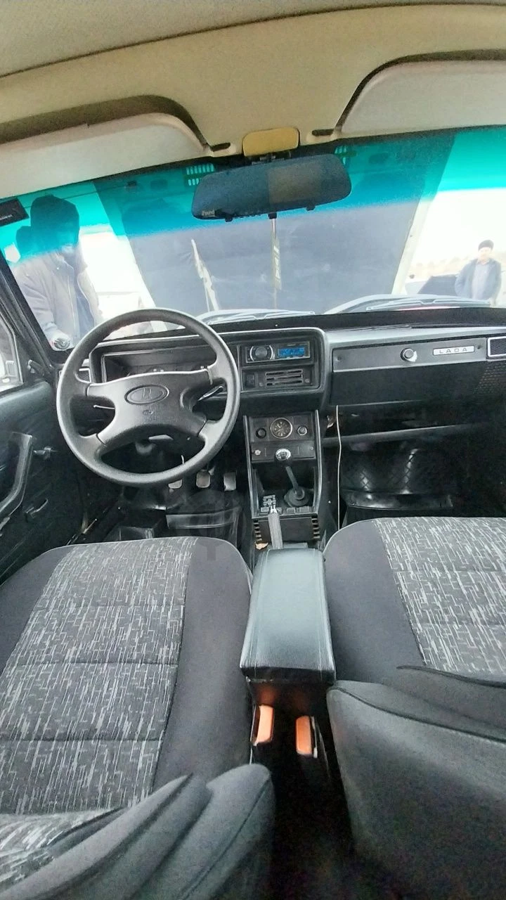 Image 4