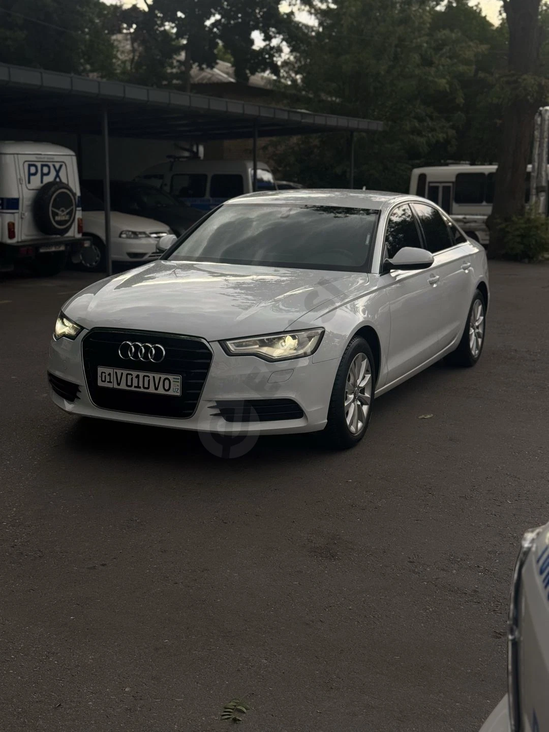 Audi A 6 Sotiladi i Arenda наличные или аренду - Cover Photo