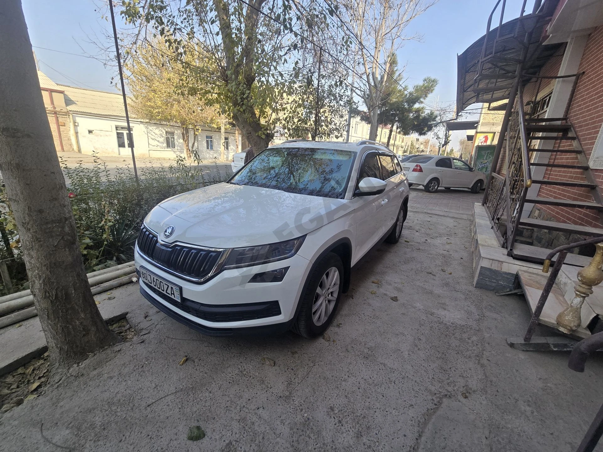Avtomabil shkoda - Cover Photo