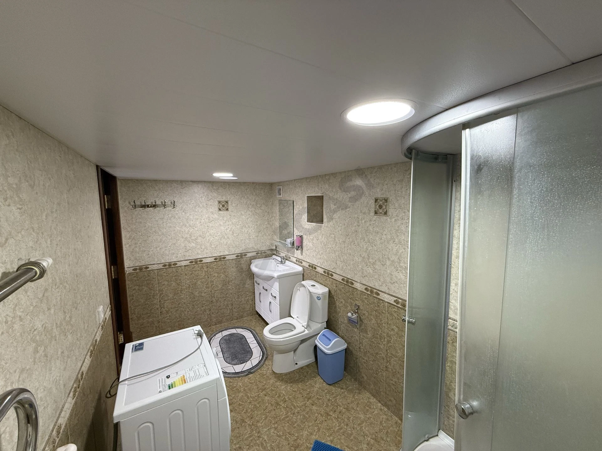 Image 7