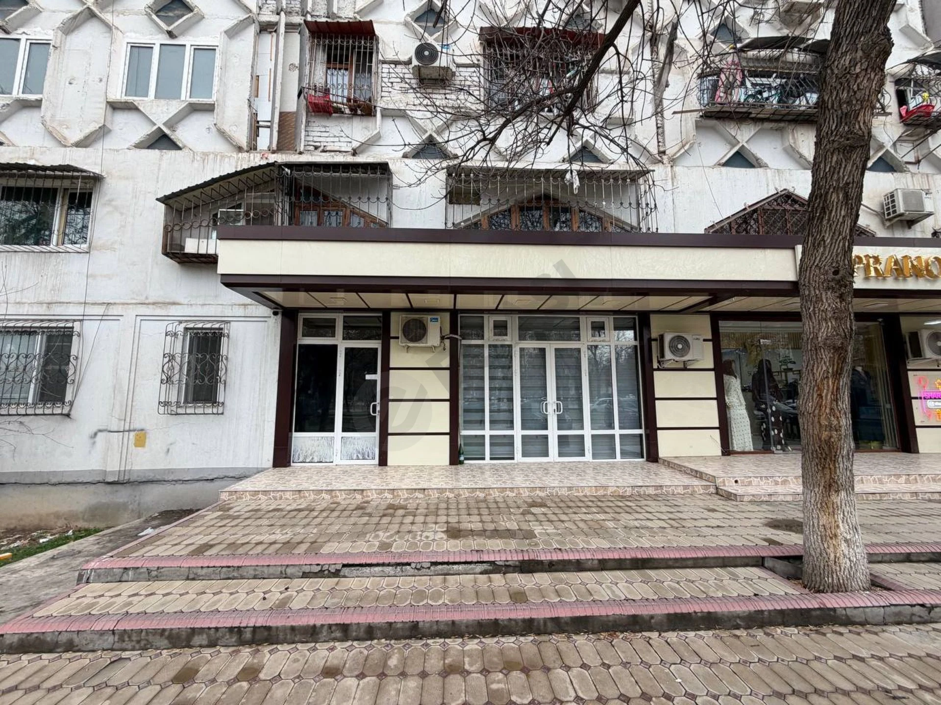 Продается не жилое Юнусабадский район Ориентир: 11 квартал / Хавас - Cover Photo