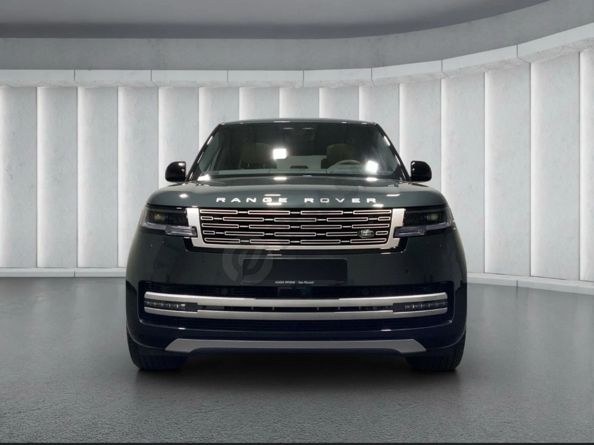 Range Rover Autobiography P530 LWB 7-Seat (Green Color) - Cover Photo