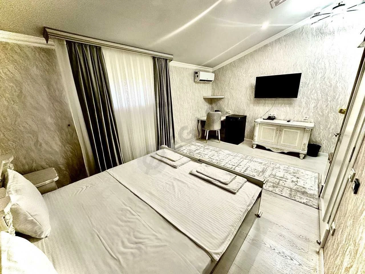 ALamir Hotel In KHorezm - Cover Photo