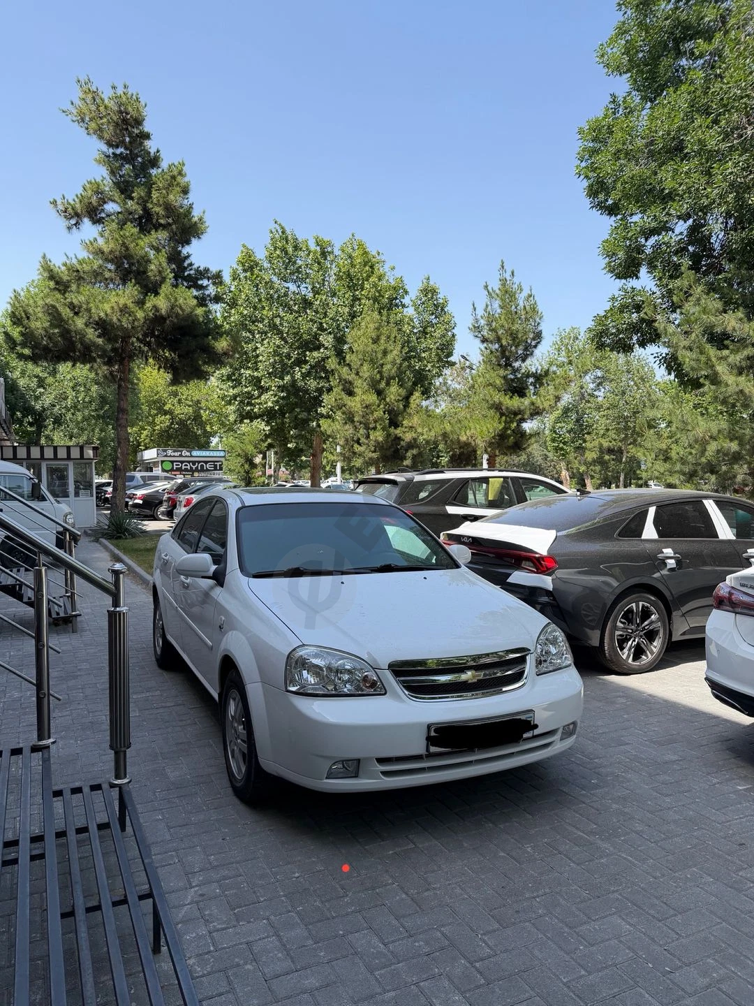 Lacetti Lasetti 1.6 avtamat 180.000 km - Cover Photo