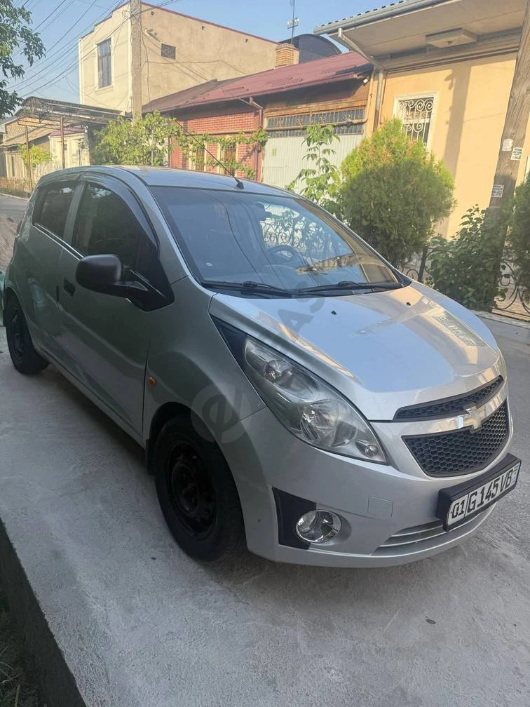 Chevrolet Spark, 2012 - Cover Photo