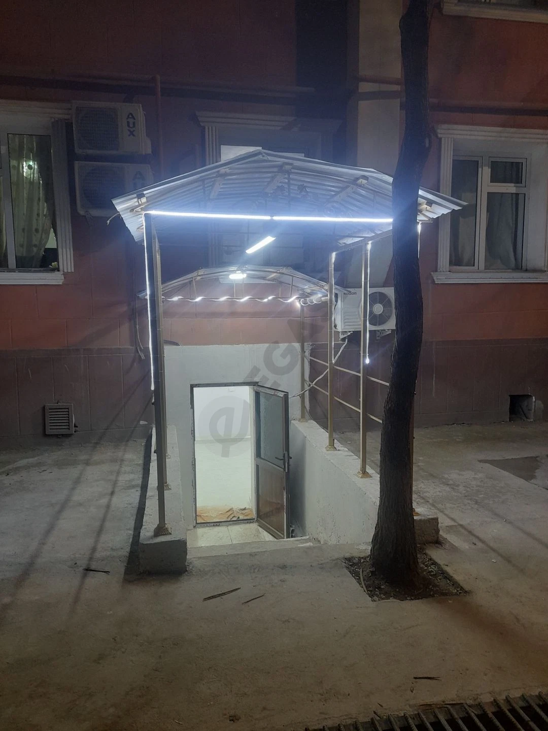Toshkent shaxar sergili 6a mavzesida Tayor remontdan chiqan 45m² padva - Cover Photo