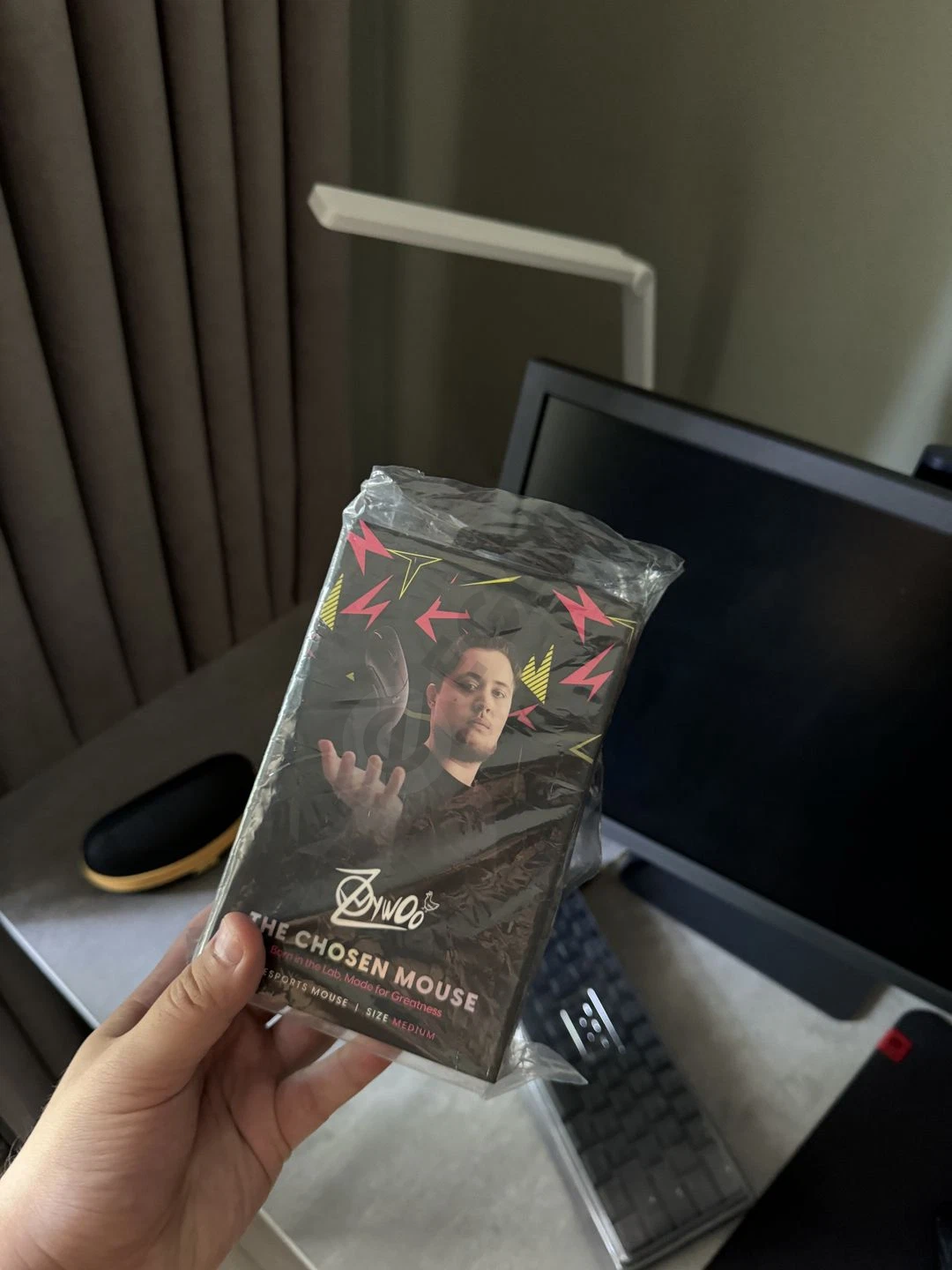 Advertisement - Cover Photo