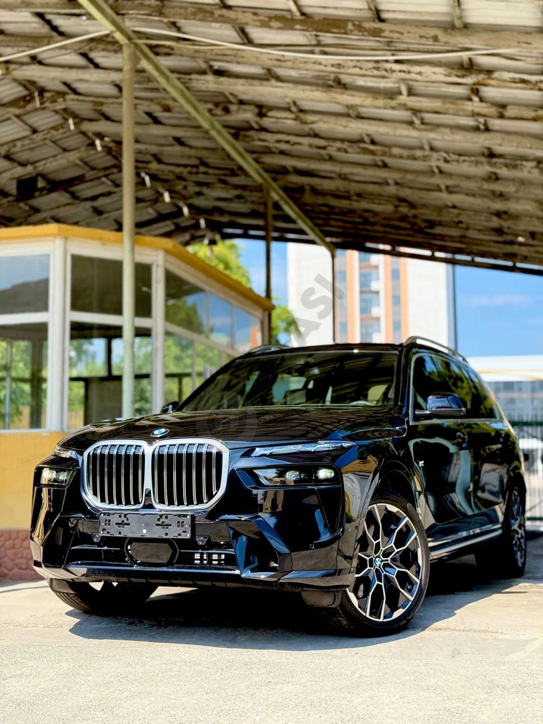Bmw x7 M 40i xdrive 2026 carbon - Cover Photo