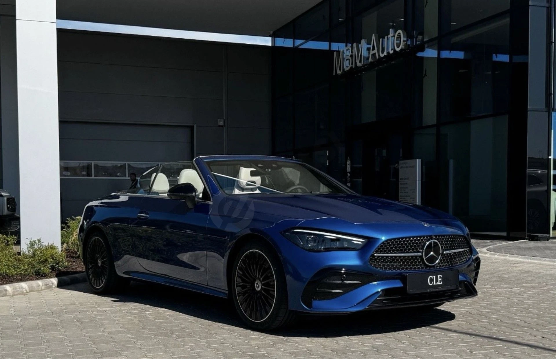 Mercedes Benz CLE 300 AMG Line Premium Plus Cabrio - Cover Photo
