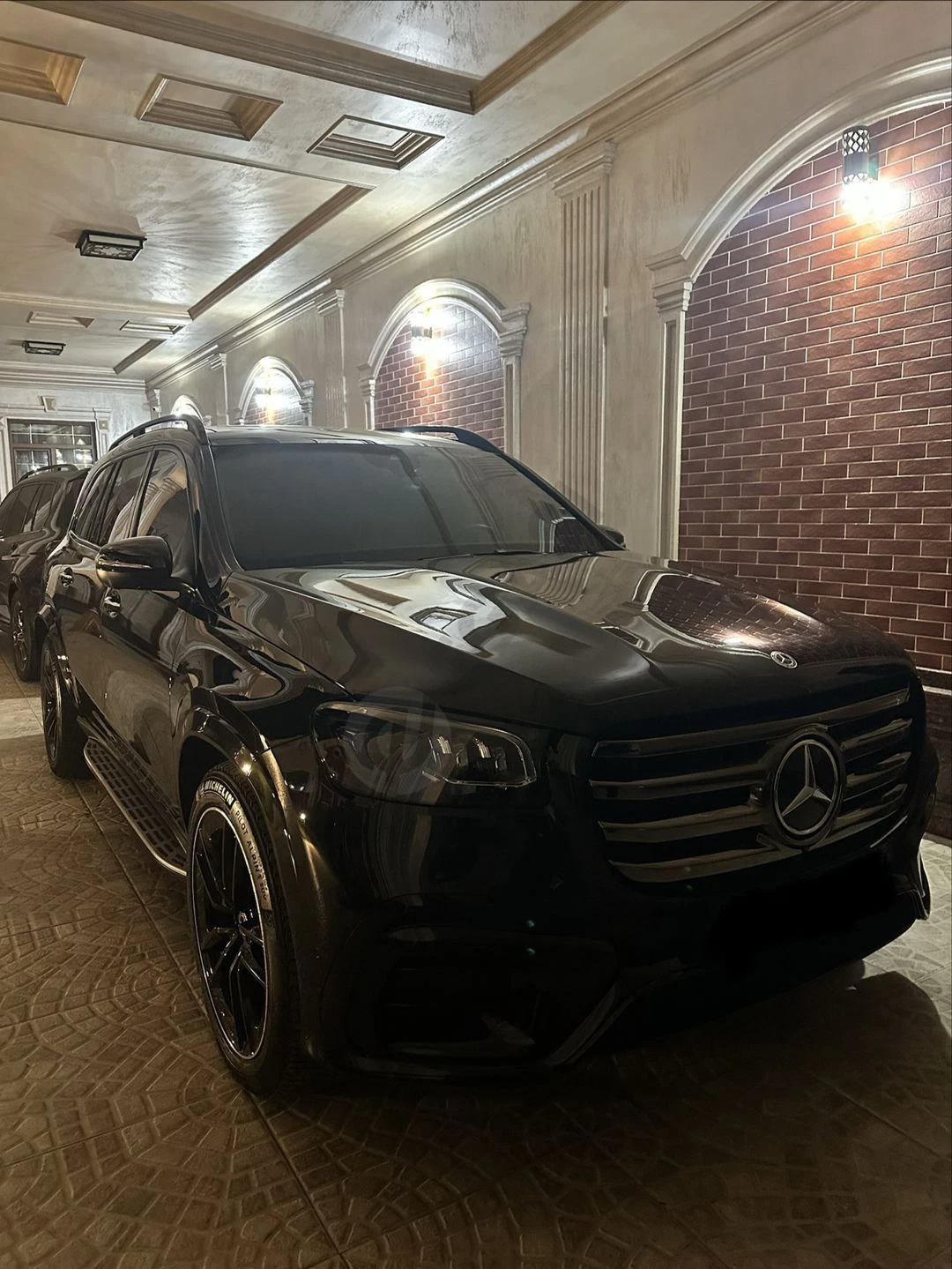 Mercedes Benz GLS 450 4Matic - Cover Photo